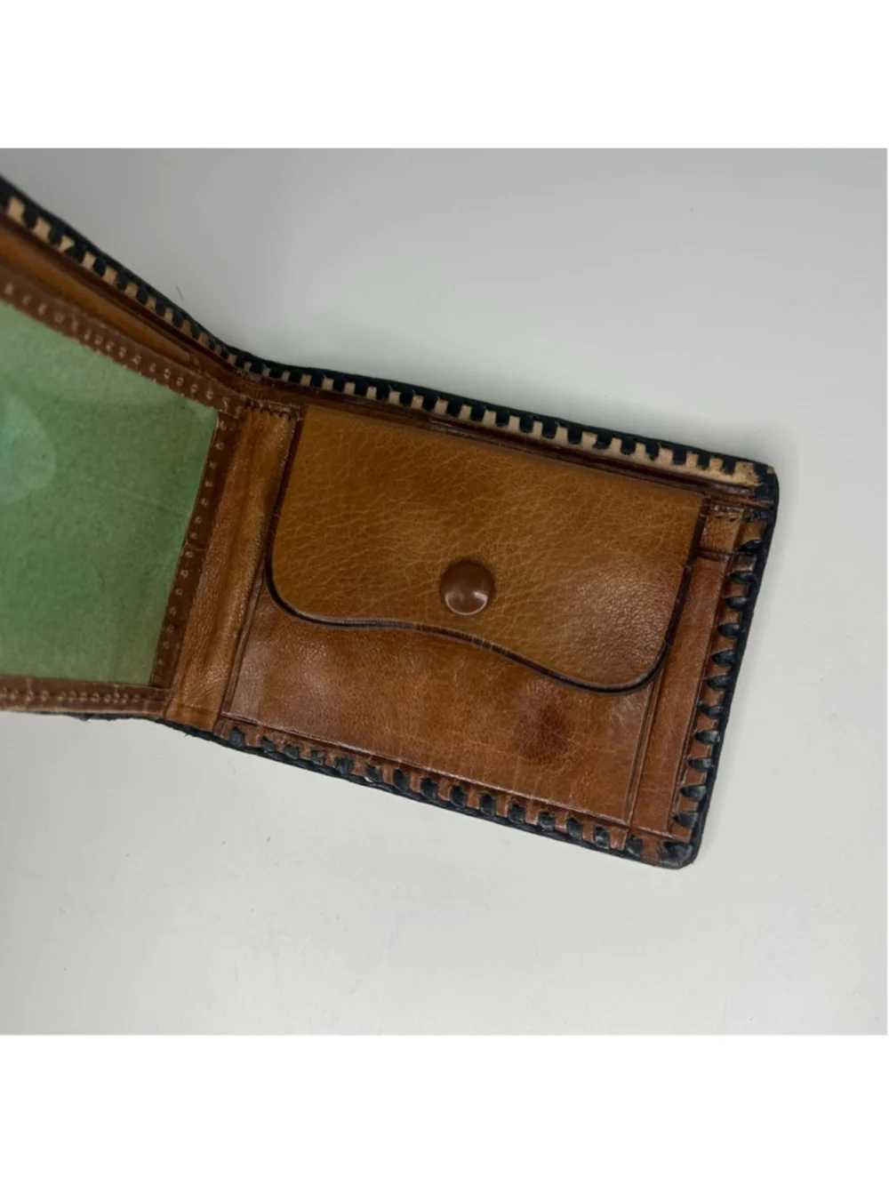 Vintage New Men's Brown Tooled Leather Wallet with Floral & Eagle Bird Design